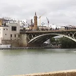 Sunterrace Loft-triana's Star, 10' From Center! Apartamento Sevilha