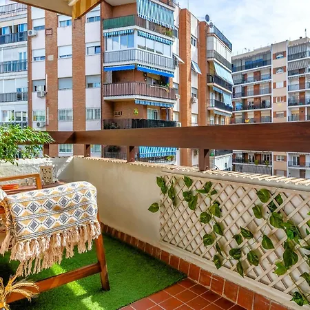Apartamento La Estrella De Triana - Encantador Y Bien Situado *