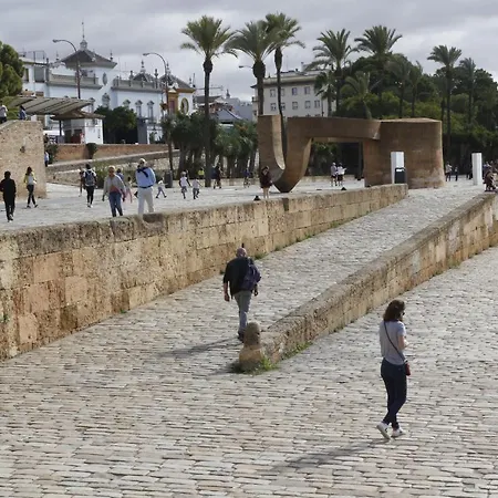 La Estrella De Triana - Encantador Y Bien Situado Apartamento